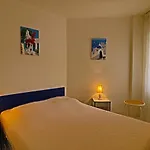 A Avec Vue Pour 6 Personnes - Fr-1-472a-184
